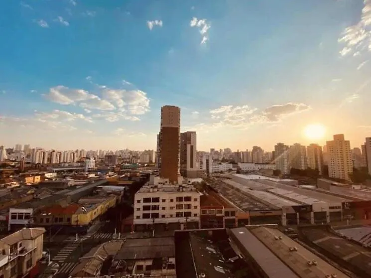 Loft Encantador A 200 M Do Metro Bras Sao Paulo Apartment